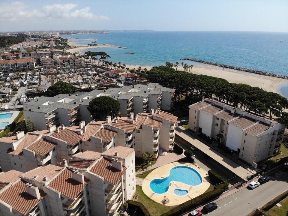 Vitaly Beach Cambrils Buitenkant foto